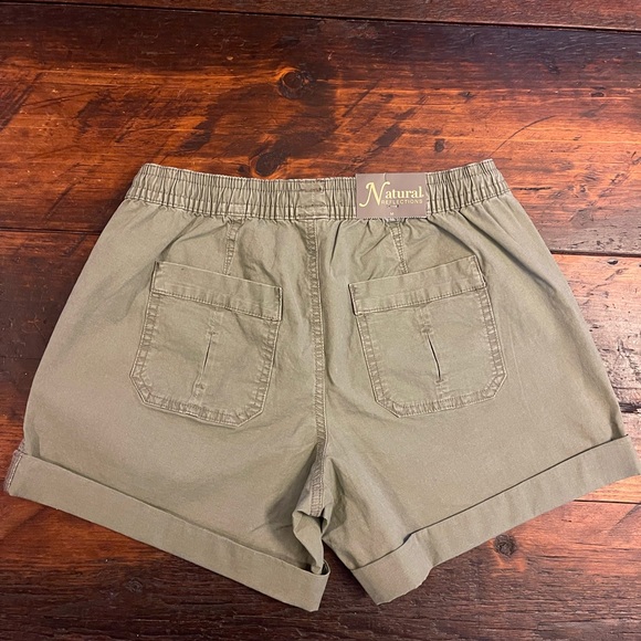 Natural Reflections shorts~ NEW! - Picture 3 of 3